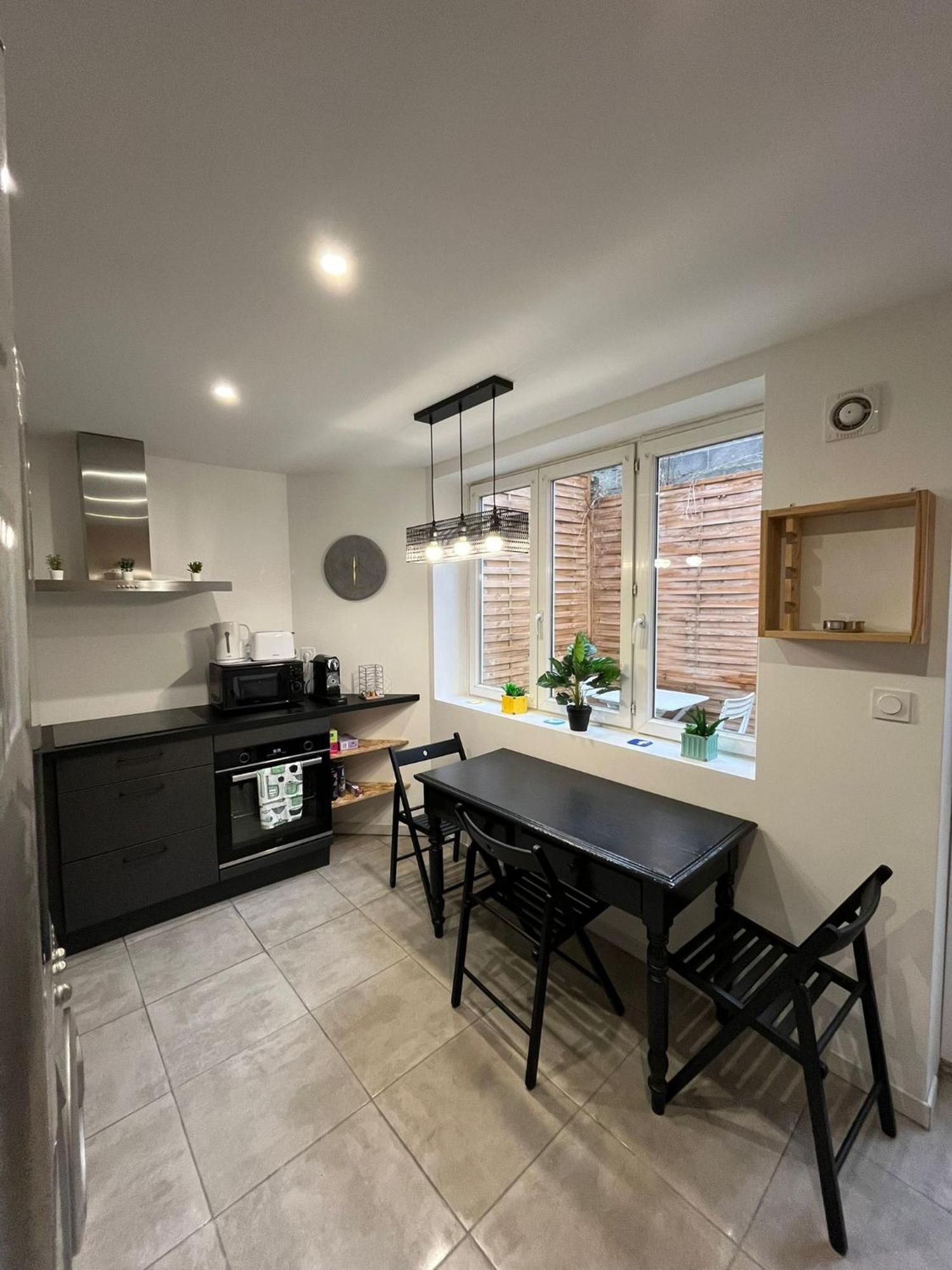 Gite Le Charme Citadin 55 M² Avec Exterieur Valenciennes Exterior photo